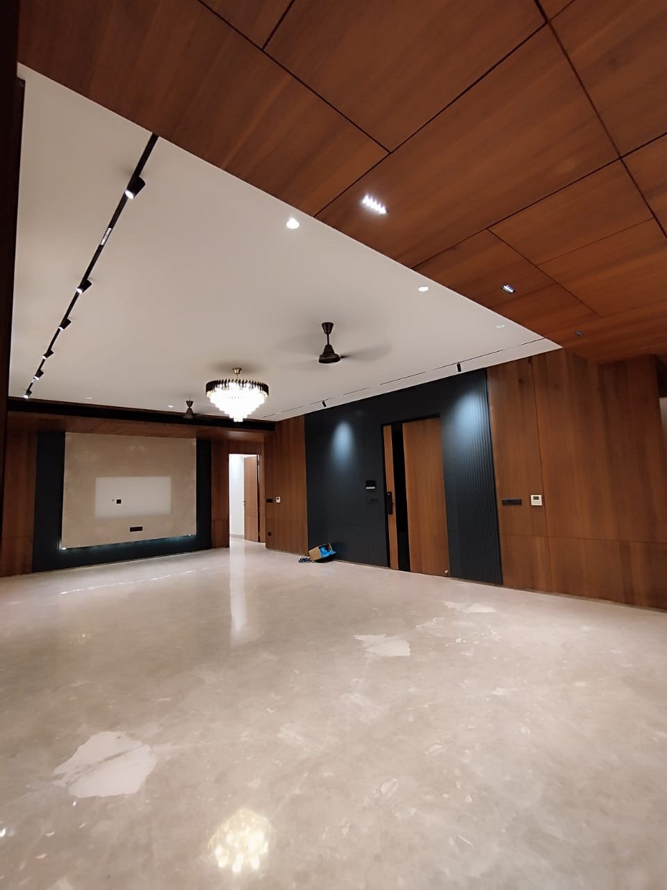 Builder Floor in Nirvana