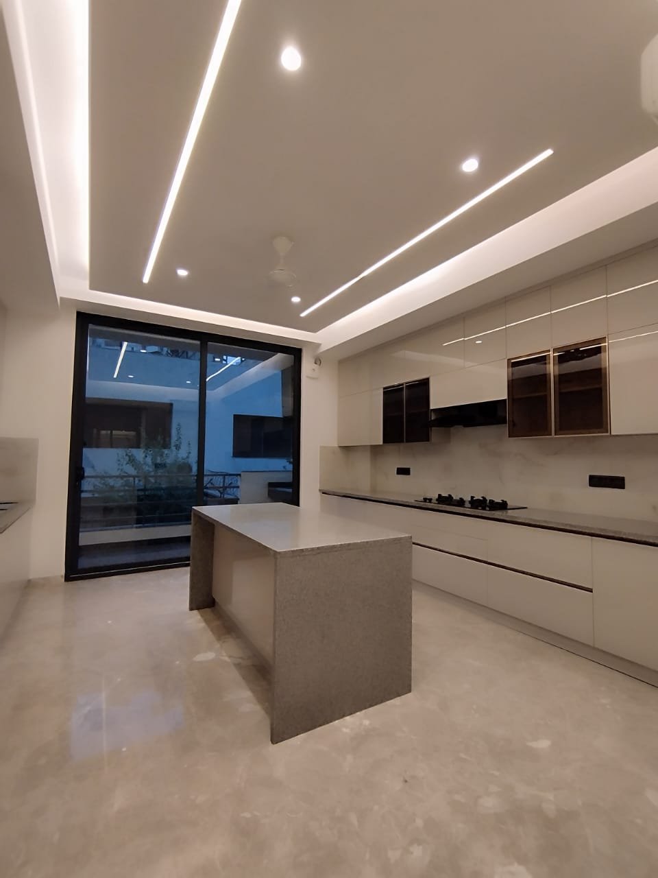 Builder Floor in Nirvana