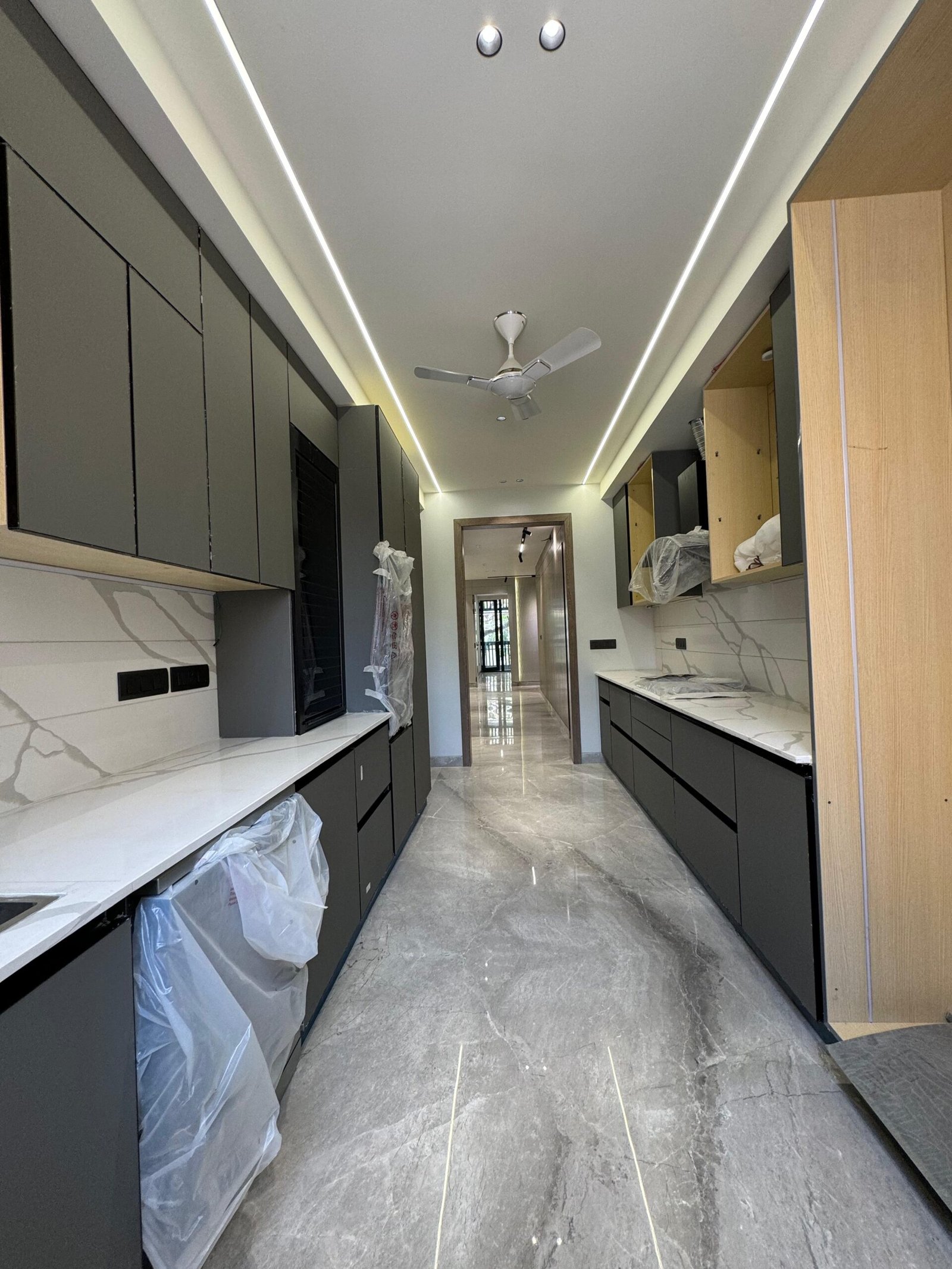 Builder Floor in South City-1