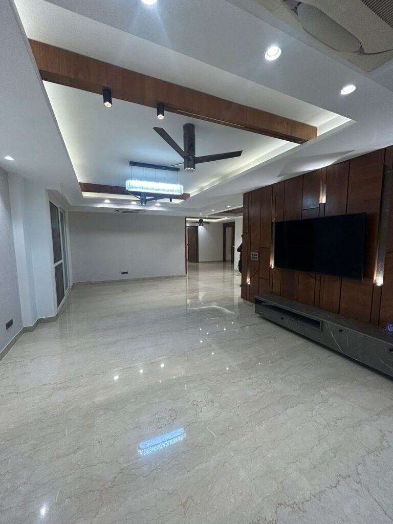 Builder Floor in Sushant Lok-2