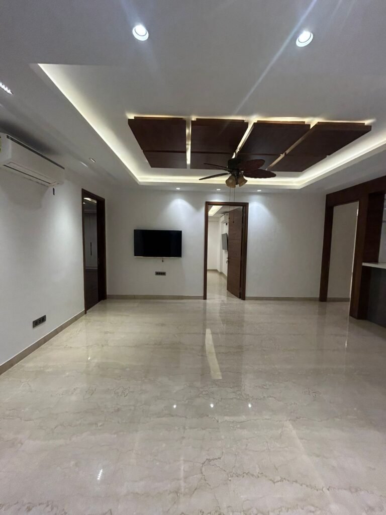 Builder Floor in Sushant Lok-2