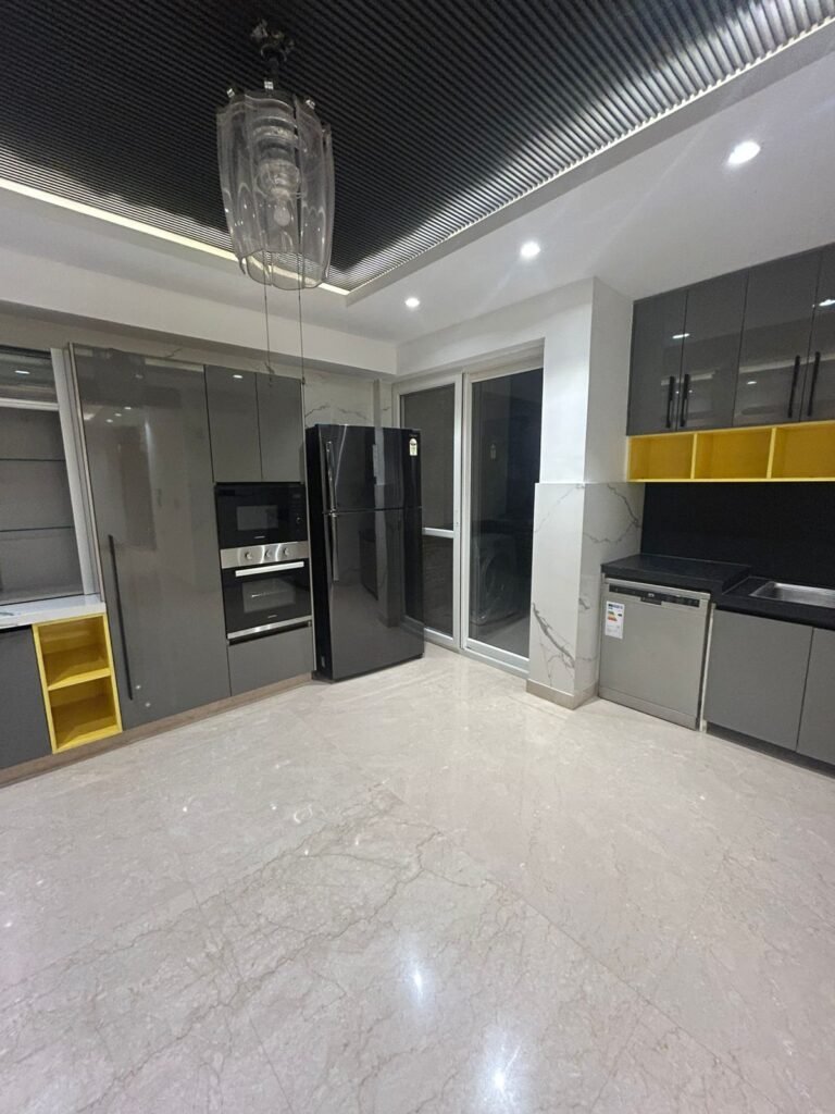 Builder Floor in Sushant Lok-2