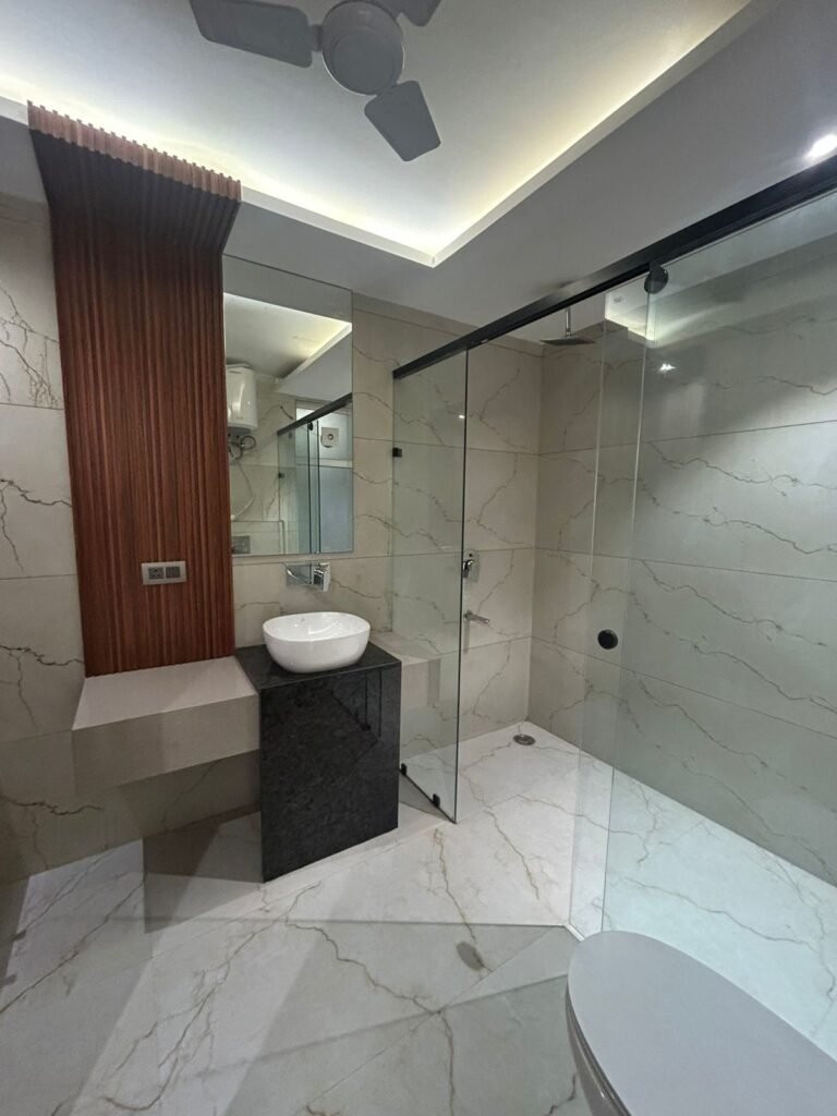 Builder Floor in Sushant Lok-2