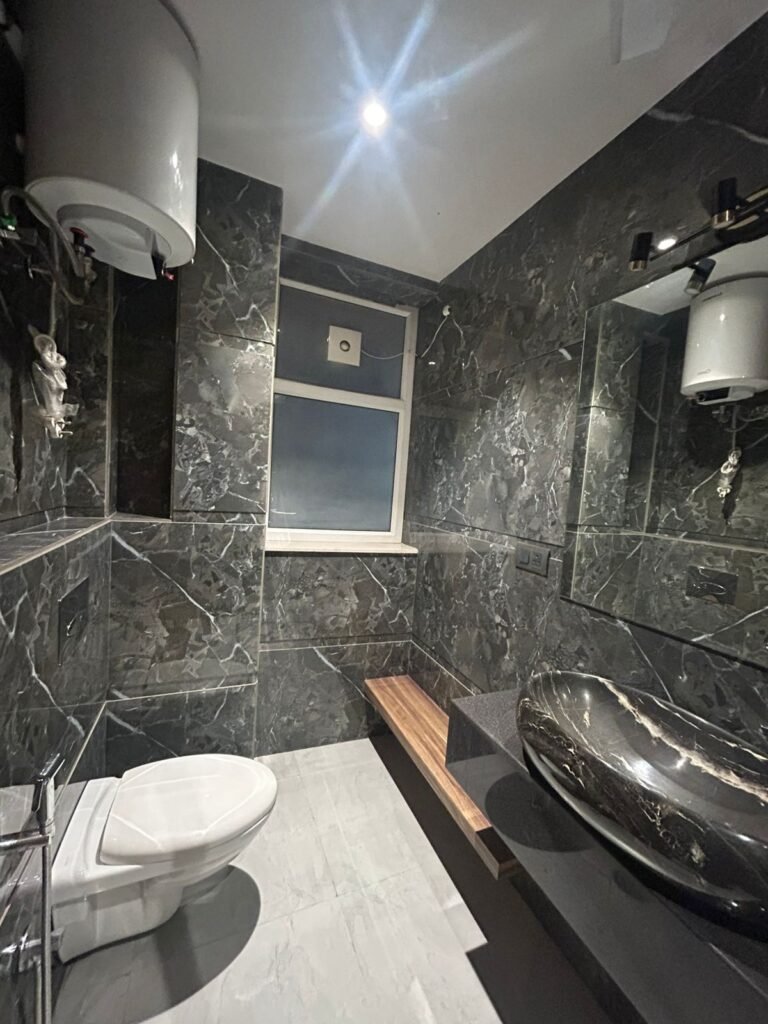 Builder Floor in Sushant Lok-2
