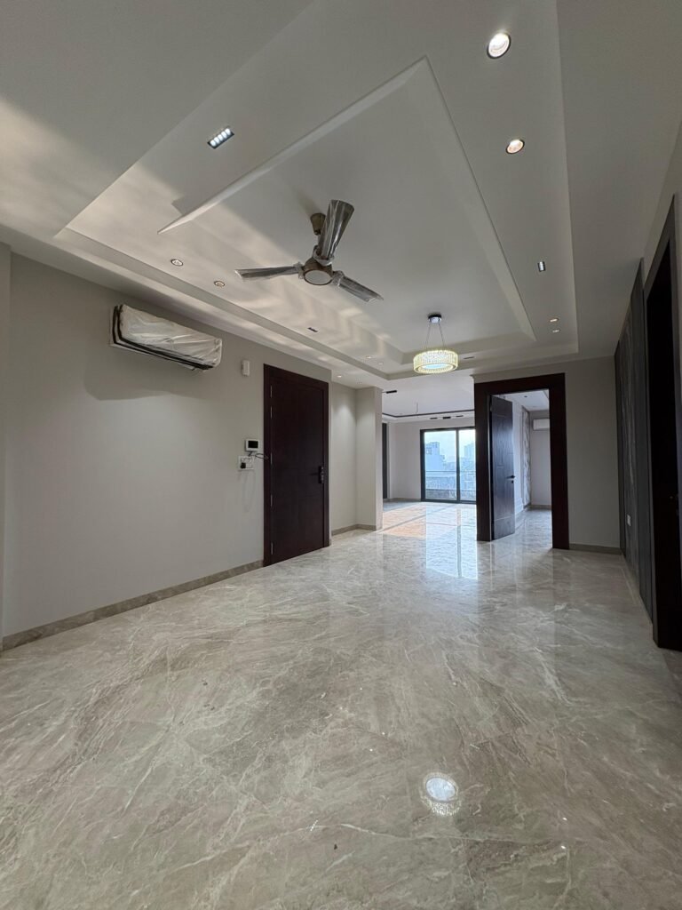 Builder Floor in Sushant Lok-3