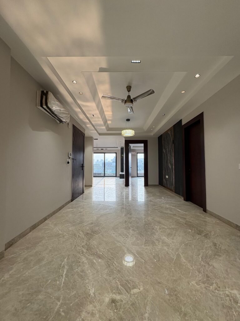 Builder Floor in Sushant Lok-3