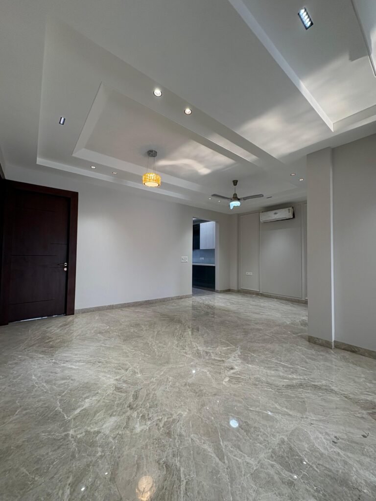 Builder Floor in Sushant Lok-3