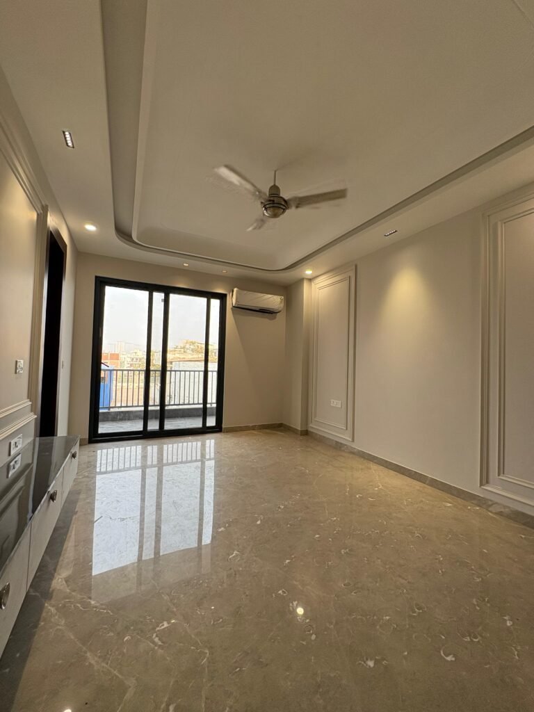 Builder Floor in Sushant Lok-3