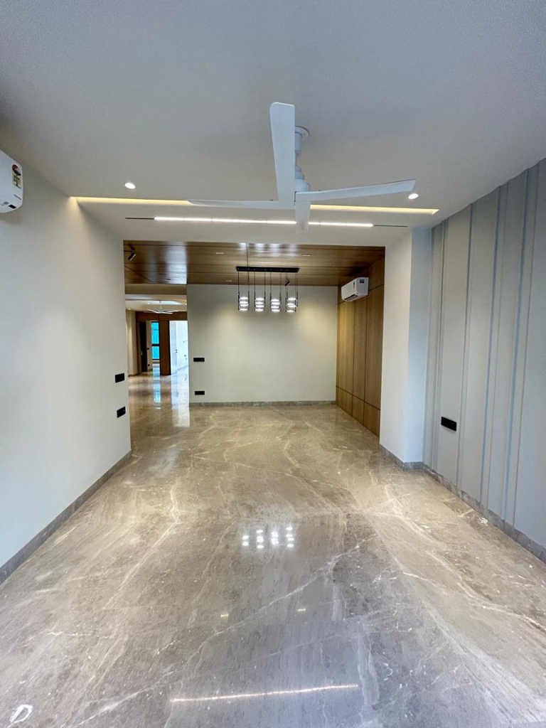 Builder Floor in Sushant Lok-3