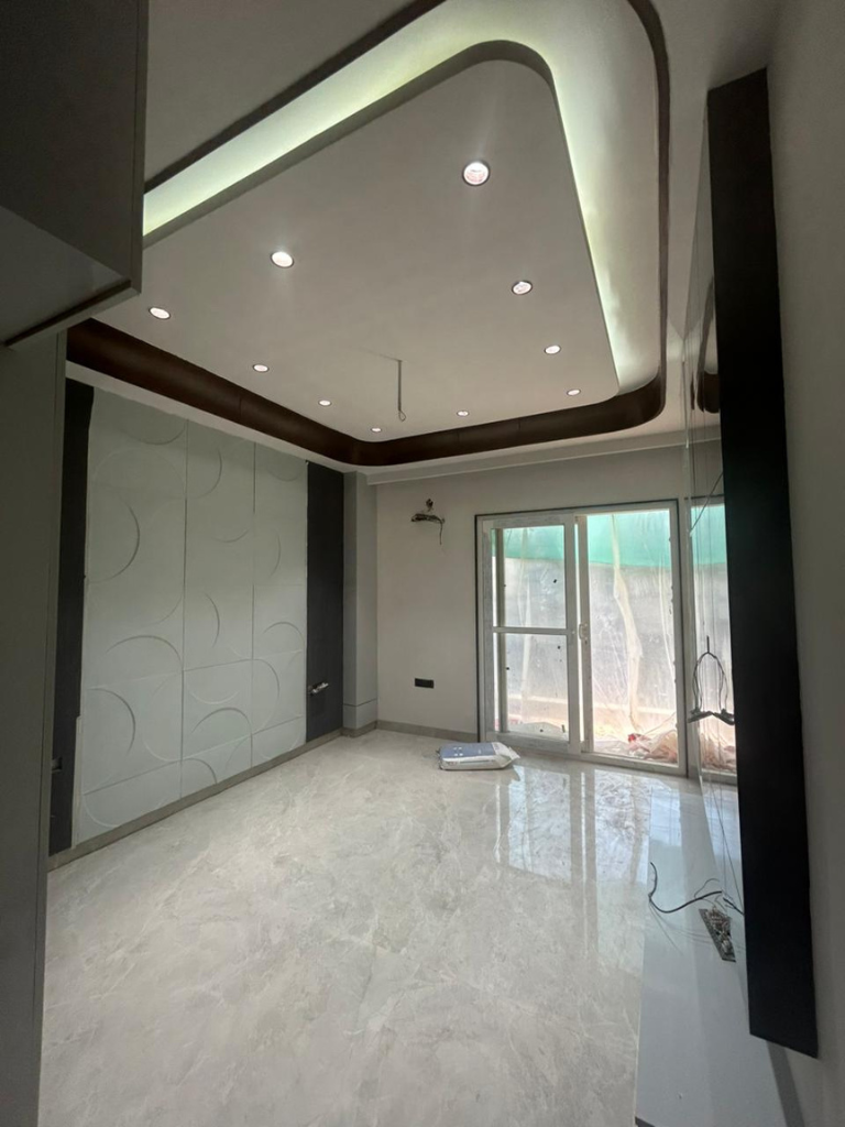 Builder Floor in South City-1