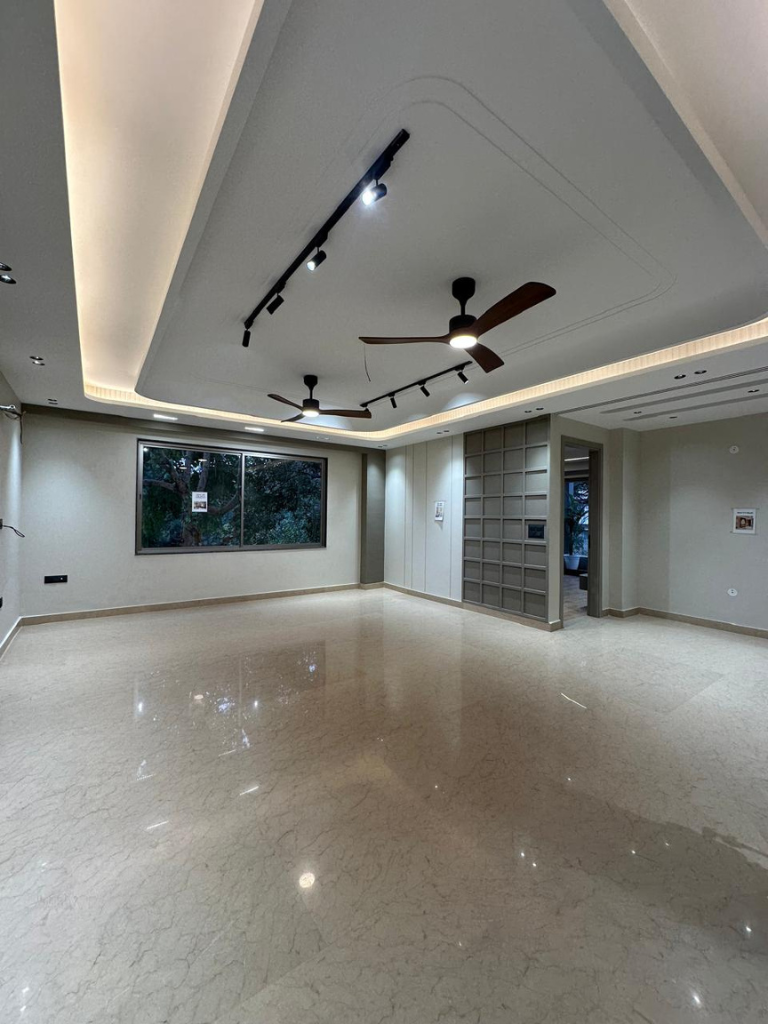 Builder Floor in Sushant Lok-2