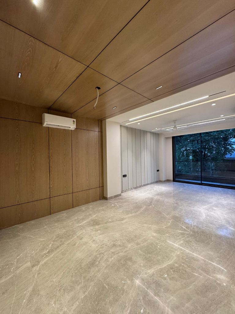 Builder Floor in Sushant Lok-2